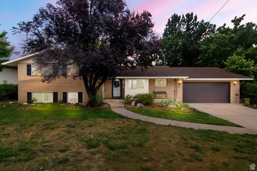 219 3050, North Ogden, UT, 84414-1933 | Card Image