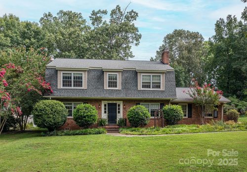 1185 18th Ave Ne, Hickory, NC, 28601-2046 | Card Image