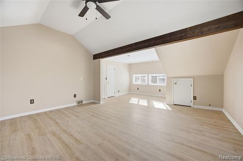 unit-2-214 Woodsboro Dr, Royal Oak, MI, 48067-1390 | Card Image