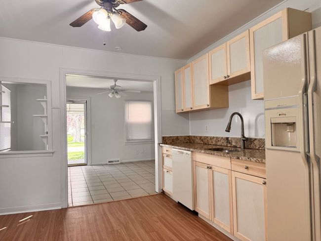 20826 Gentner St, House other with 3 bedrooms, 1 bathrooms and null parking in Warren MI | Image 8