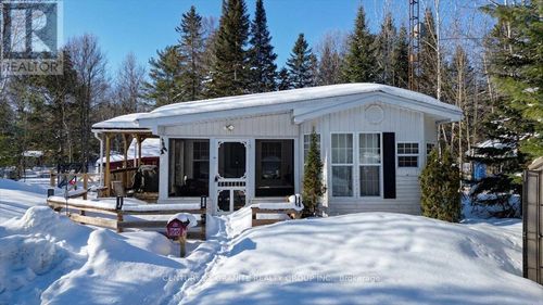 19 High Bush Rd, Lake St. Peter, ON, K0L1Z0 | Card Image