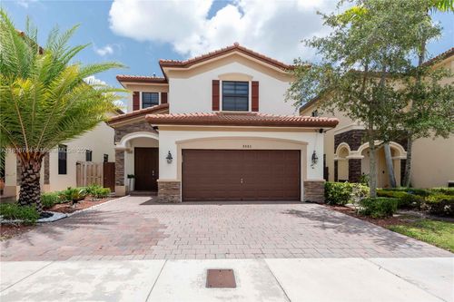 8885 Nw 100th Pl, Doral, FL, 33178-2623 | Card Image