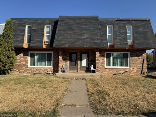 2203 Glenridge Ave, Saint Paul, MN, 55119-5004 | Card Image