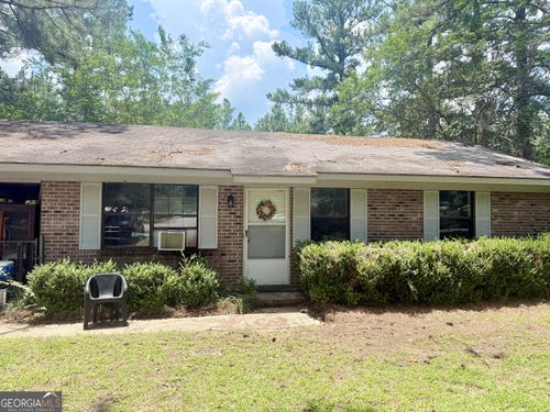 83 Melton Way, waycross, GA, 31503-3260 | Card Image