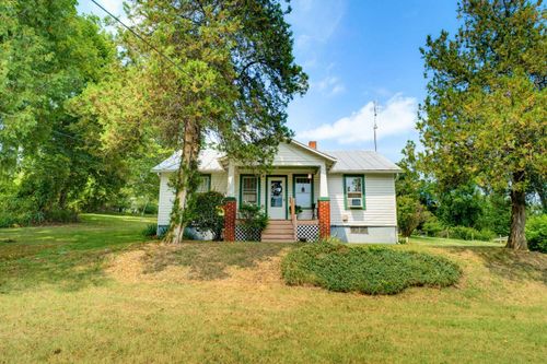 17 Country Boy Ln, STAUNTON, VA, 24401-5206 | Card Image