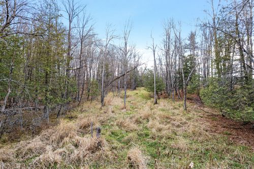 PT 1-00 Herron Mills Rd, Lanark, ON, K0G1K0 | Card Image