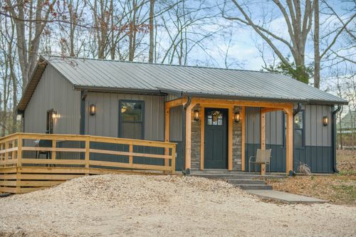 55 Sumerfield Dr, Springville, TN, 38256-4652 | Card Image