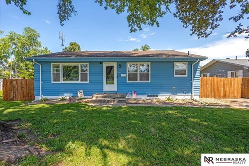 2409 Calhoun St, Bellevue, NE, 68005-3917 | Card Image