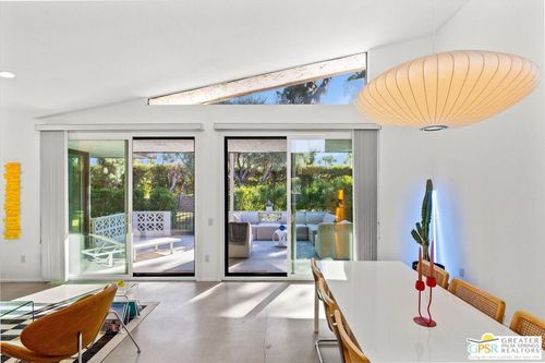 2387 Casitas Way, Palm Springs, CA, 92264-8219 | Card Image