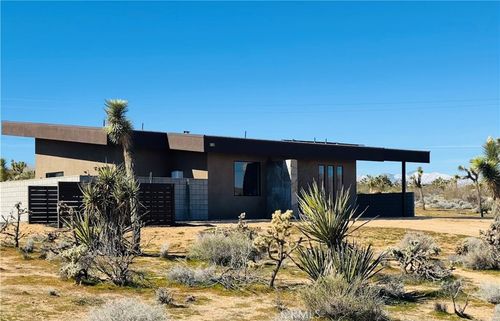 6738 Saddleback Rd, Joshua Tree, CA, 92252-2213 | Card Image