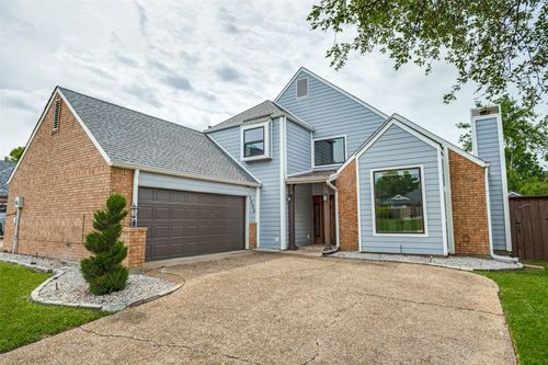6004 Bent Creek Trail, Dallas, TX, 75252 | Card Image
