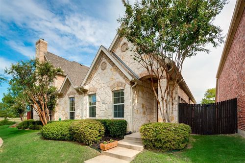 9248 Park Garden Dr, Frisco, TX, 75035-3167 | Card Image