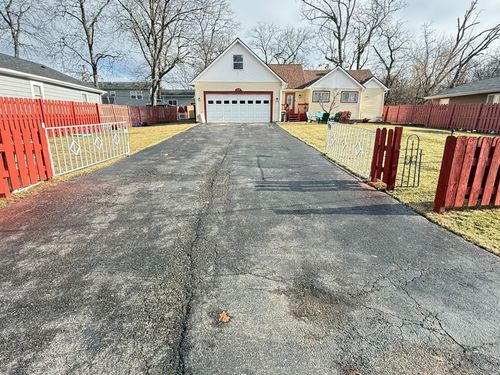 529 N Ravine Dr, Round Lake Park, IL, 60073-3145 | Card Image