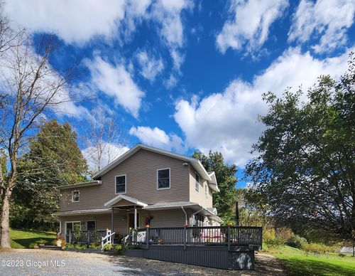 5149 Ny 7, Hoosick Falls, NY, 12090 | Card Image