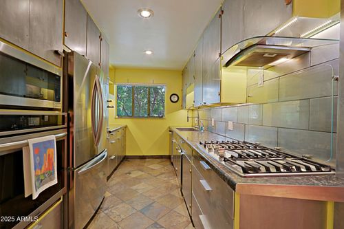 52-150 E Coronado Rd, Phoenix, AZ, 85004-1521 | Card Image