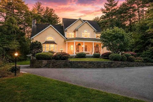 220 Berry St, Wrentham, MA, 02093-1559 | Card Image