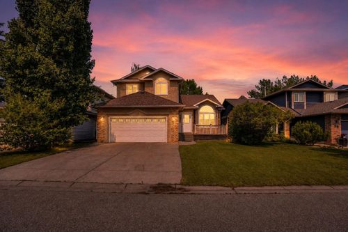 16 Sun Harbour Cres Se, Calgary, AB, T2X3B1 | Card Image