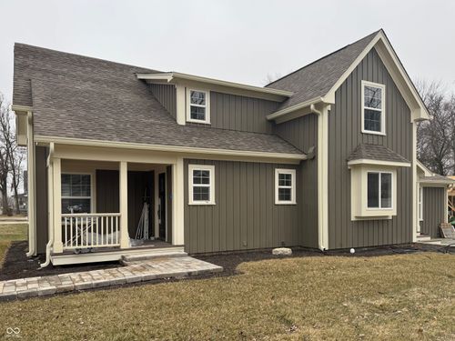 307 S Main St, Whitestown, IN, 46075-9360 | Card Image
