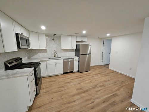 410 Main St, Southington, CT, 06489-4541 | Card Image