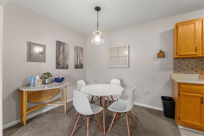 10033 Allen Pointe Dr, Condo with 2 bedrooms, 1 bathrooms and null parking in Allen Park MI | Image 9