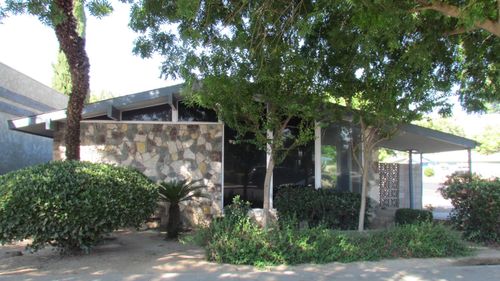 756 G St, Reedley, CA, 93654-2622 | Card Image