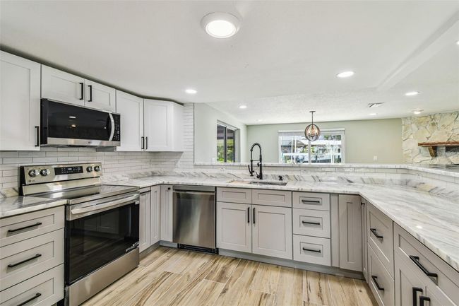 13909 Berkowitz Ave, House other with 3 bedrooms, 2 bathrooms and null parking in Hudson FL | Image 9