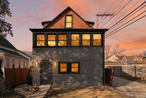 1836 Hartrey Ave, Evanston, IL, 60201-3321 | Card Image