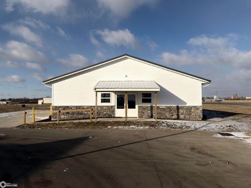 205 S Wiley Ave, Washington, IA, 52353 | Card Image