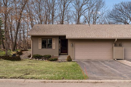 5301 Yorktown Ln N, Plymouth, MN, 55442-1939 | Card Image