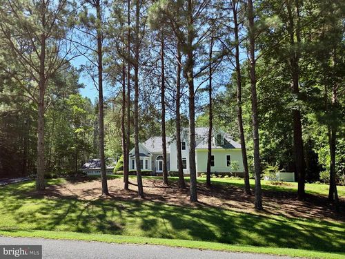 1277 Riverwood Dr, Lancaster, VA, 22503-2357 | Card Image