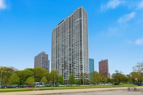 3411-2800 N Lake Shore Dr, Chicago, IL, 60657-6253 | Card Image