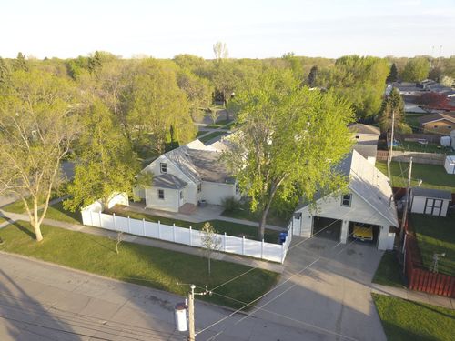 1401 19th St S, Fargo, ND, 58103-3831 | Card Image
