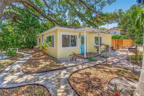2200 8th Ave N, ST PETERSBURG, FL, 33713-7022 | Card Image