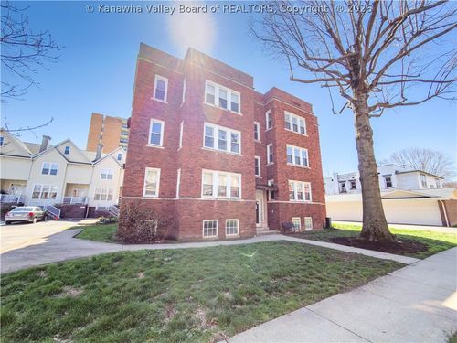 apt-221-1313 Lee St E, Charleston, WV, 25301-4904 | Card Image