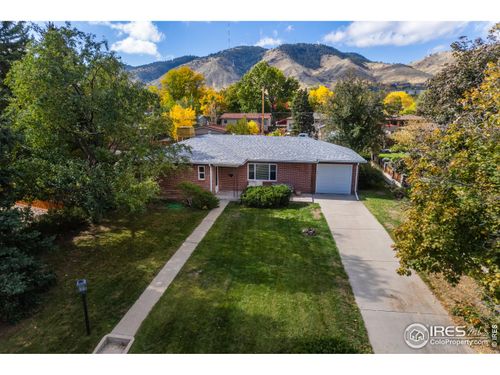 2208 Arapahoe St, Golden, CO, 80401-2329 | Card Image