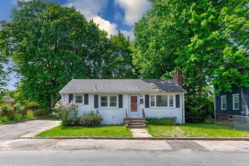 43 Kingman St, Brockton, MA, 02302-3232 | Card Image