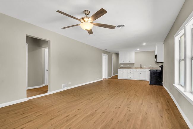 424 Denton St, House other with 4 bedrooms, 2 bathrooms and null parking in Howe TX | Image 5