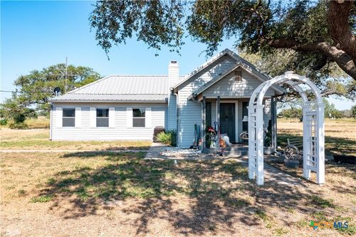 478 Fm 136, Woodsboro, TX, 78393-3572 | Card Image