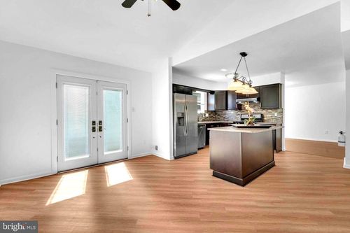 14 Jacamar Dr, VOORHEES, NJ, 08043-1609 | Card Image