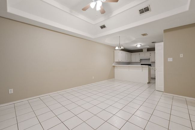 2 - 2305 Kimberly Lane, Home with 2 bedrooms, 2 bathrooms and 2 parking in Edinburg TX | Image 5