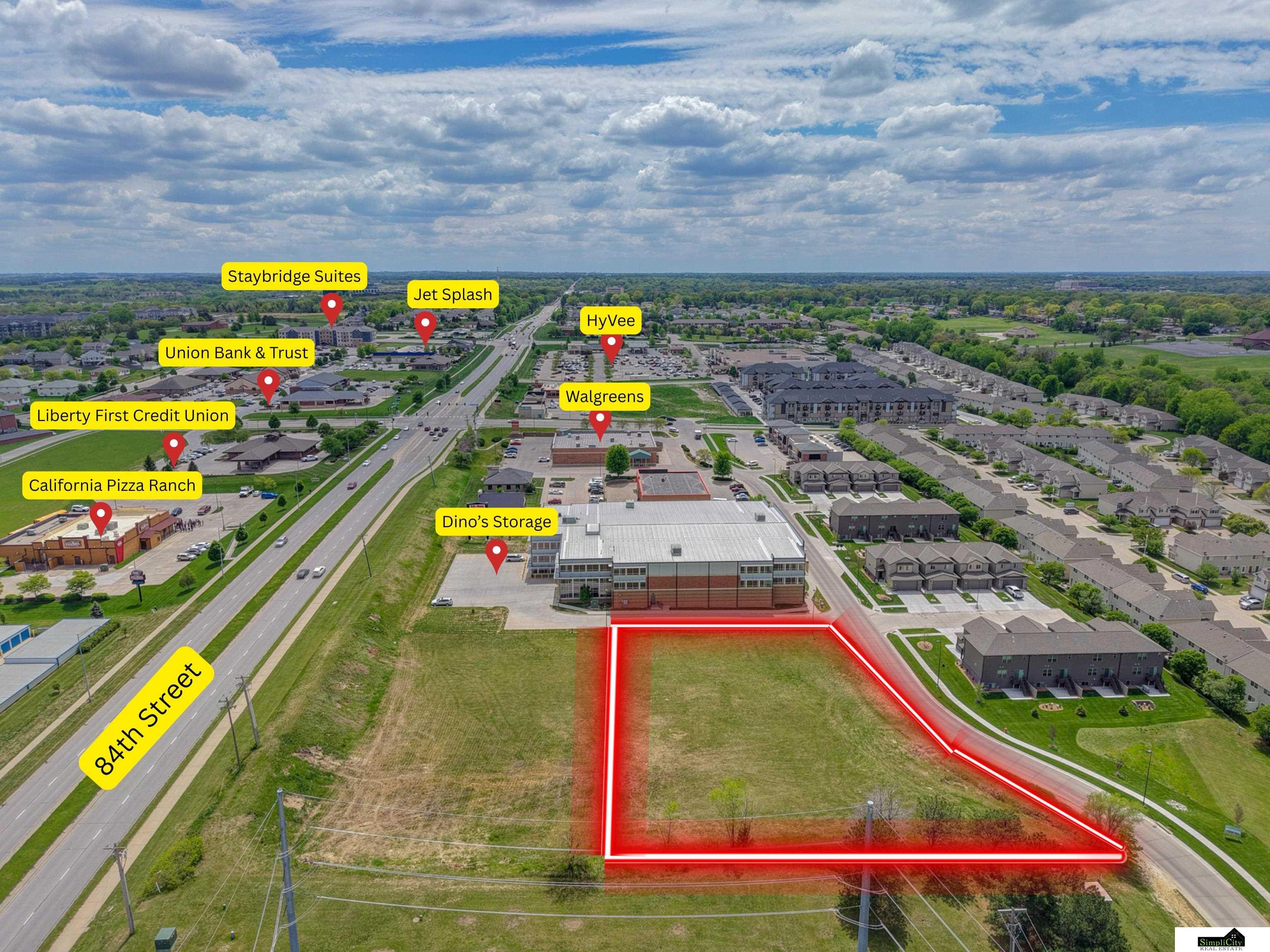 2100 Northwoods Dr, Lincoln, NE 68505