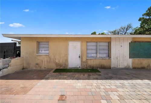 a-464 Carolina Ave, Fort Myers, FL, 33905 | Card Image