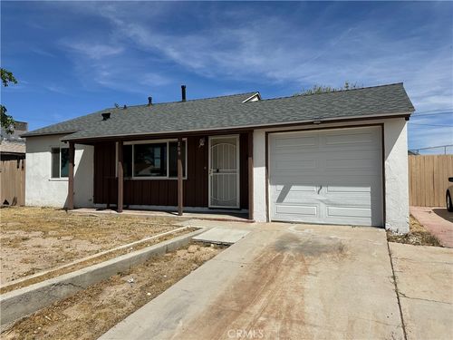 709 Caliente, Barstow, CA, 92311 | Card Image