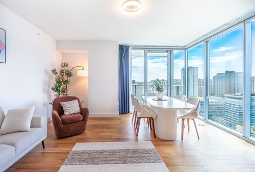 2911-629 Keeaumoku St, Honolulu, HI, 96814-3602 | Card Image