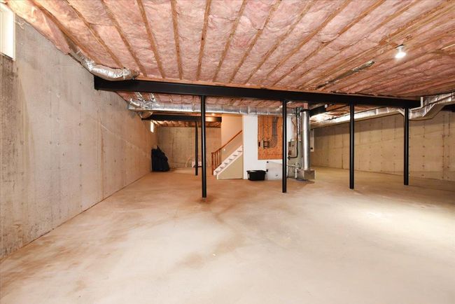 Unfinished below grade area with stairs | Image 29