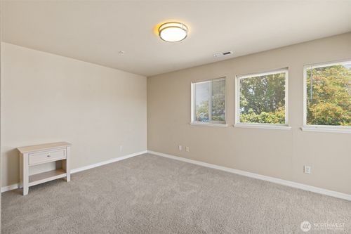 3-229 E 1st St, Port Angeles, WA, 98362-2904 | Card Image
