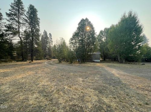52702 Highway 97, La Pine, OR, 97739-9710 | Card Image