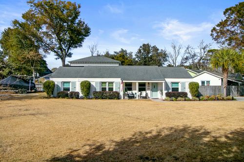 8 Vincent Dr, Mount Pleasant, SC, 29464-4001 | Card Image