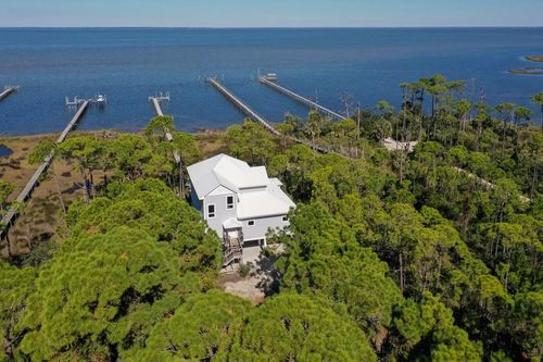 2019 Sand Dollar Trl, Saint George Island, FL, 32328-2132 | Card Image