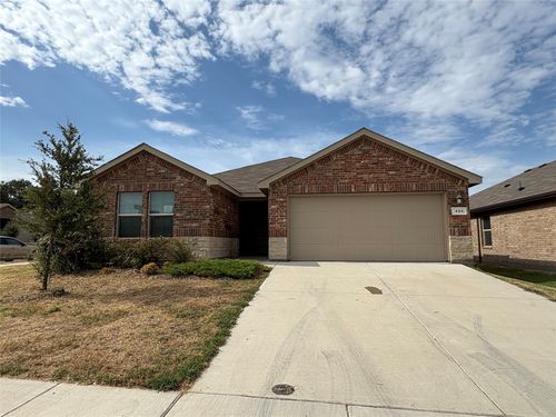 424 Amory St, Azle, TX, 76020-5655 | Card Image